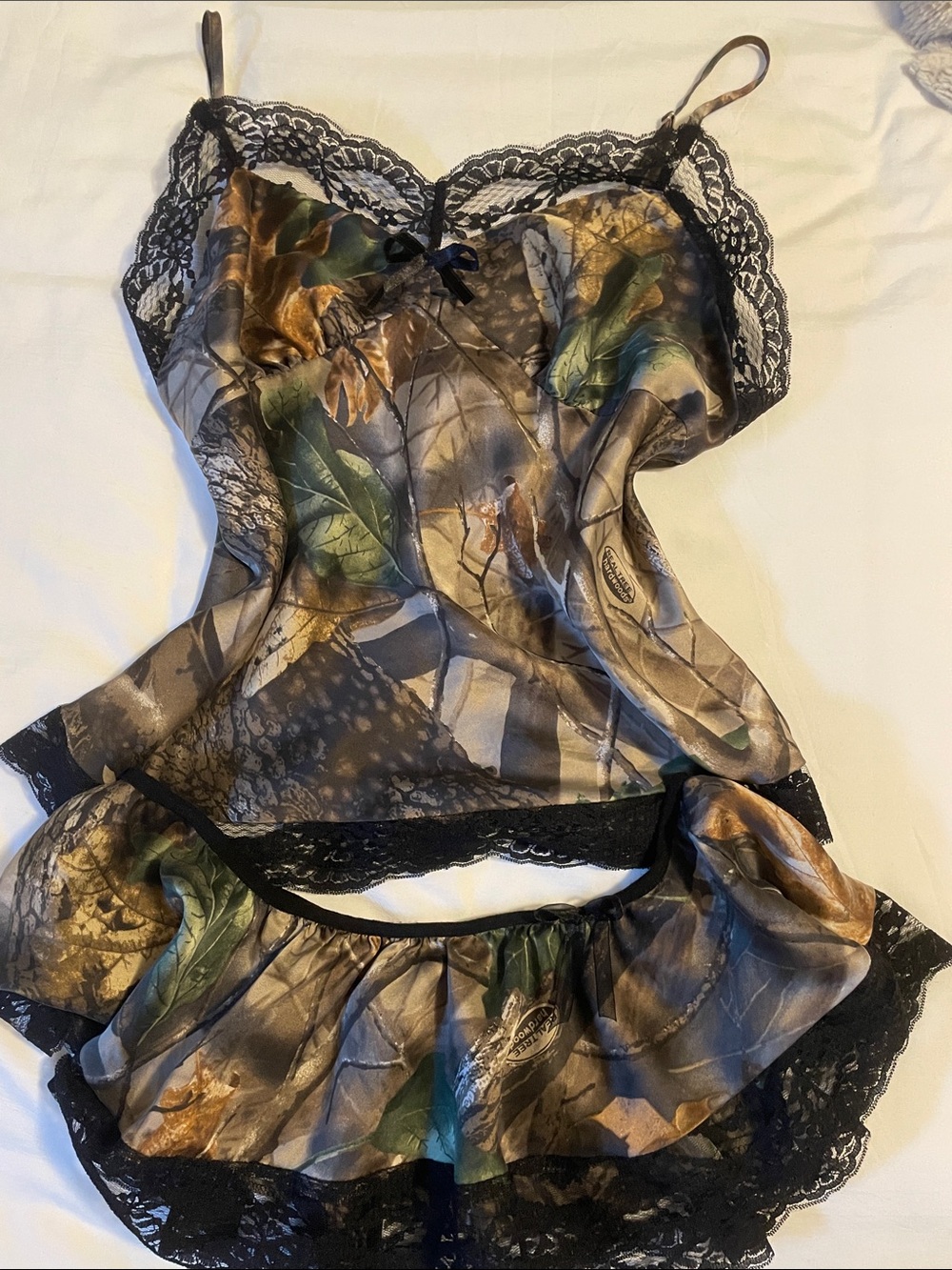 Camo Satin Lace Trim Women's Lingerie Set